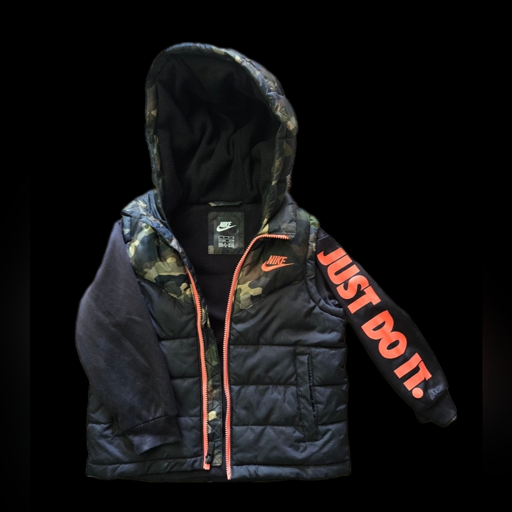 Nike Youth Puffer‎ Jacket Vest Hoodie Camo Black Green Kids Size Medium
